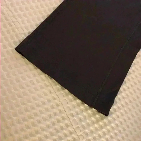 North face - Picture 2 of 4